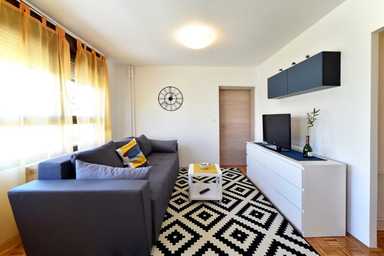 Apartment Place4U Zagreb Bagian luar foto