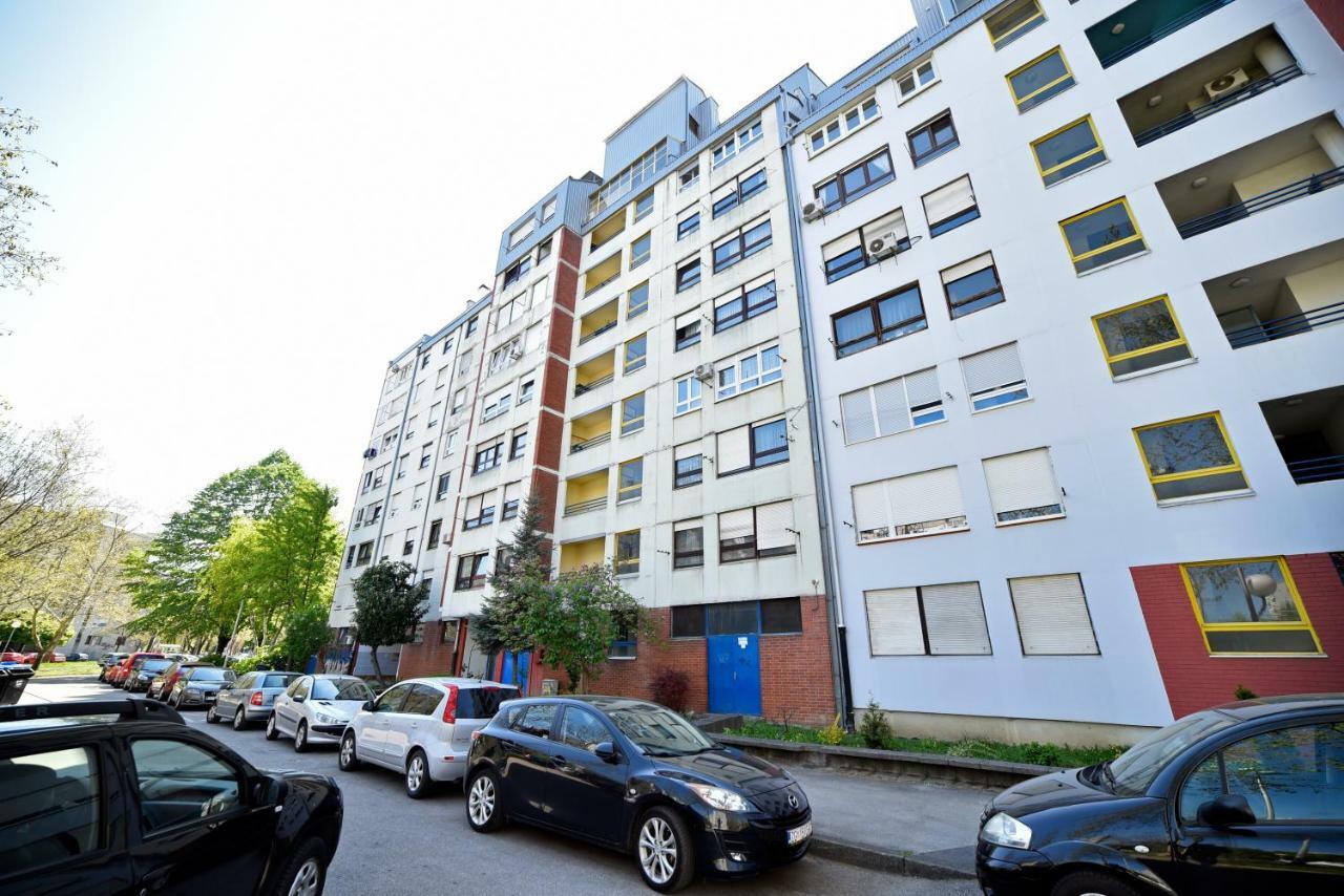 Apartment Place4U Zagreb Bagian luar foto
